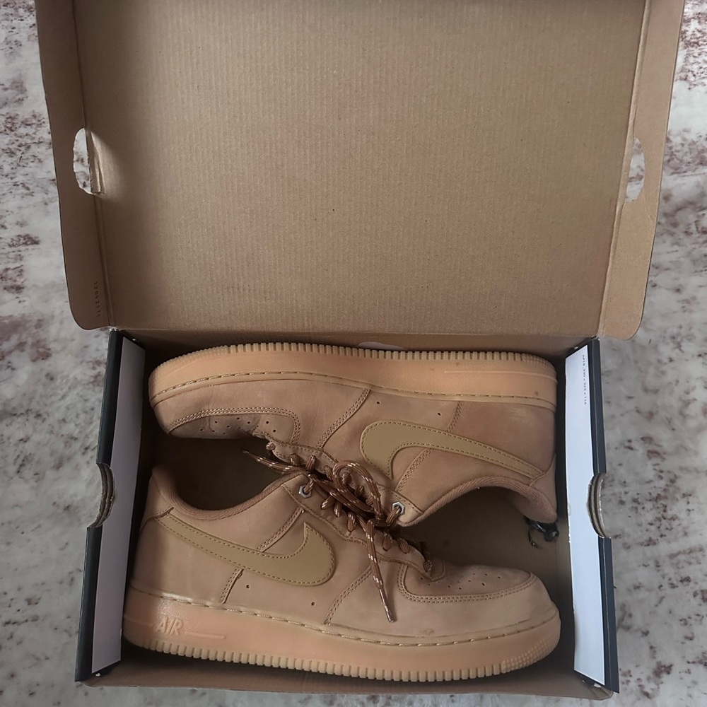 Nike Air Force 1